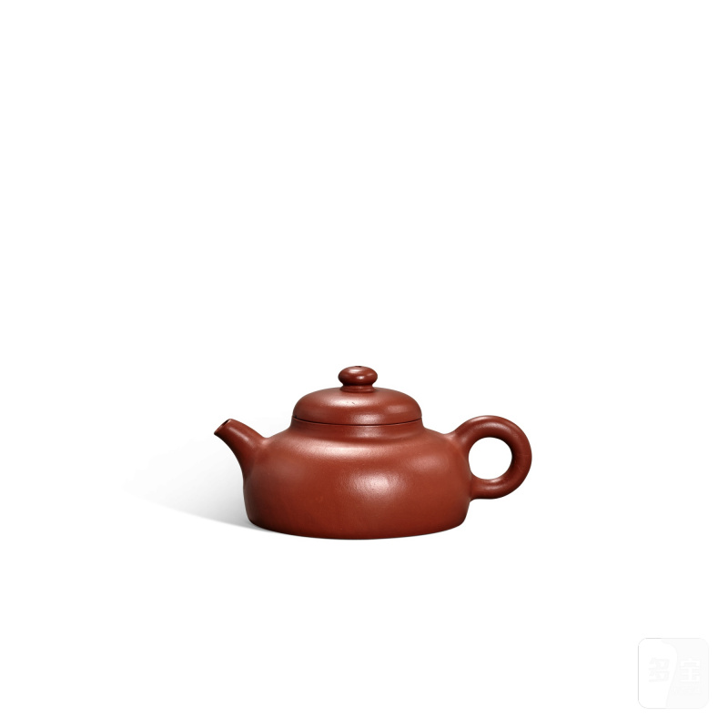An inscribed Yixing teapot, Qing dynasty, Qianlong period | 清乾隆 宜興紫砂壺 《孟臣》仿款